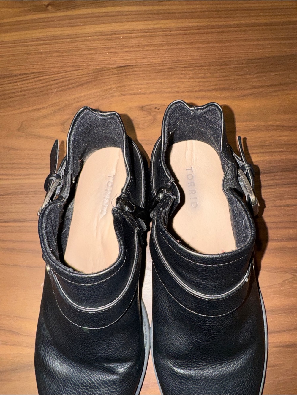 Torrid buckle boots - Picture 3 of 8